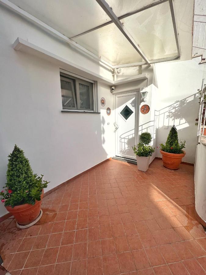Augusto Capri Apartment מראה חיצוני תמונה